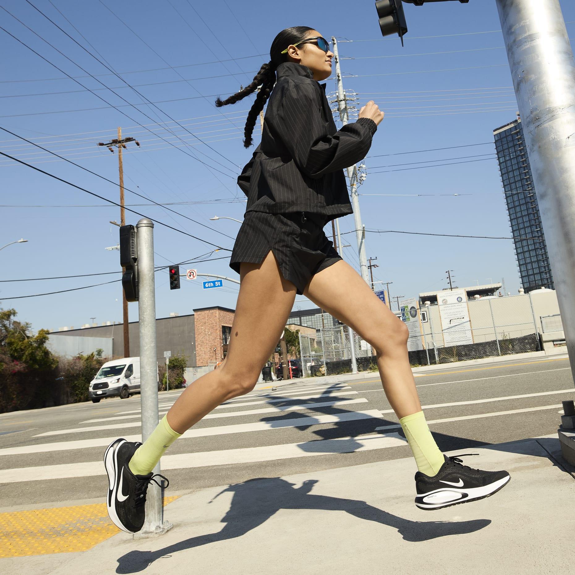Nike Journey Run Kadın Koşu Ayakkabısı