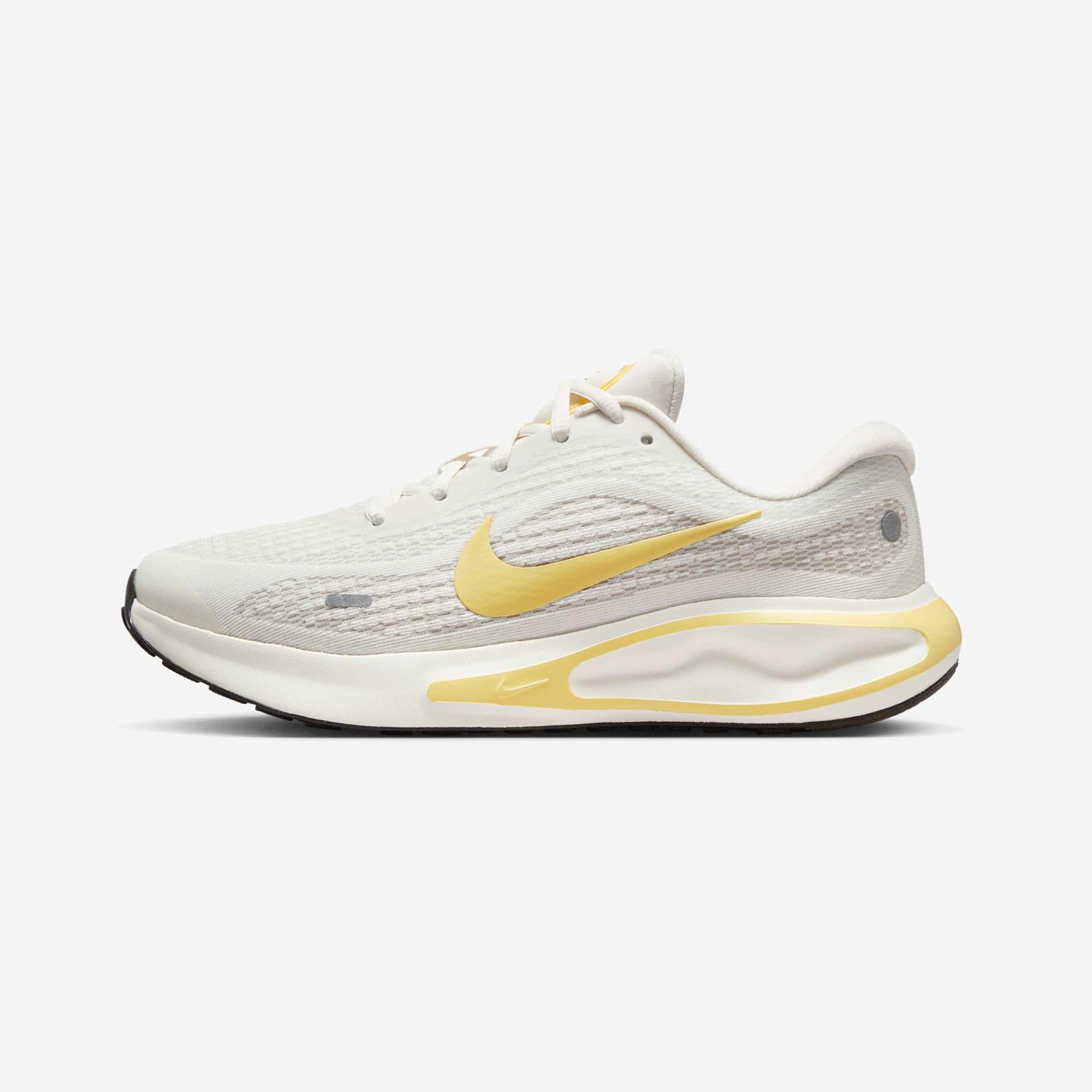 Nike Journey Run Kadın Koşu Ayakkabısı