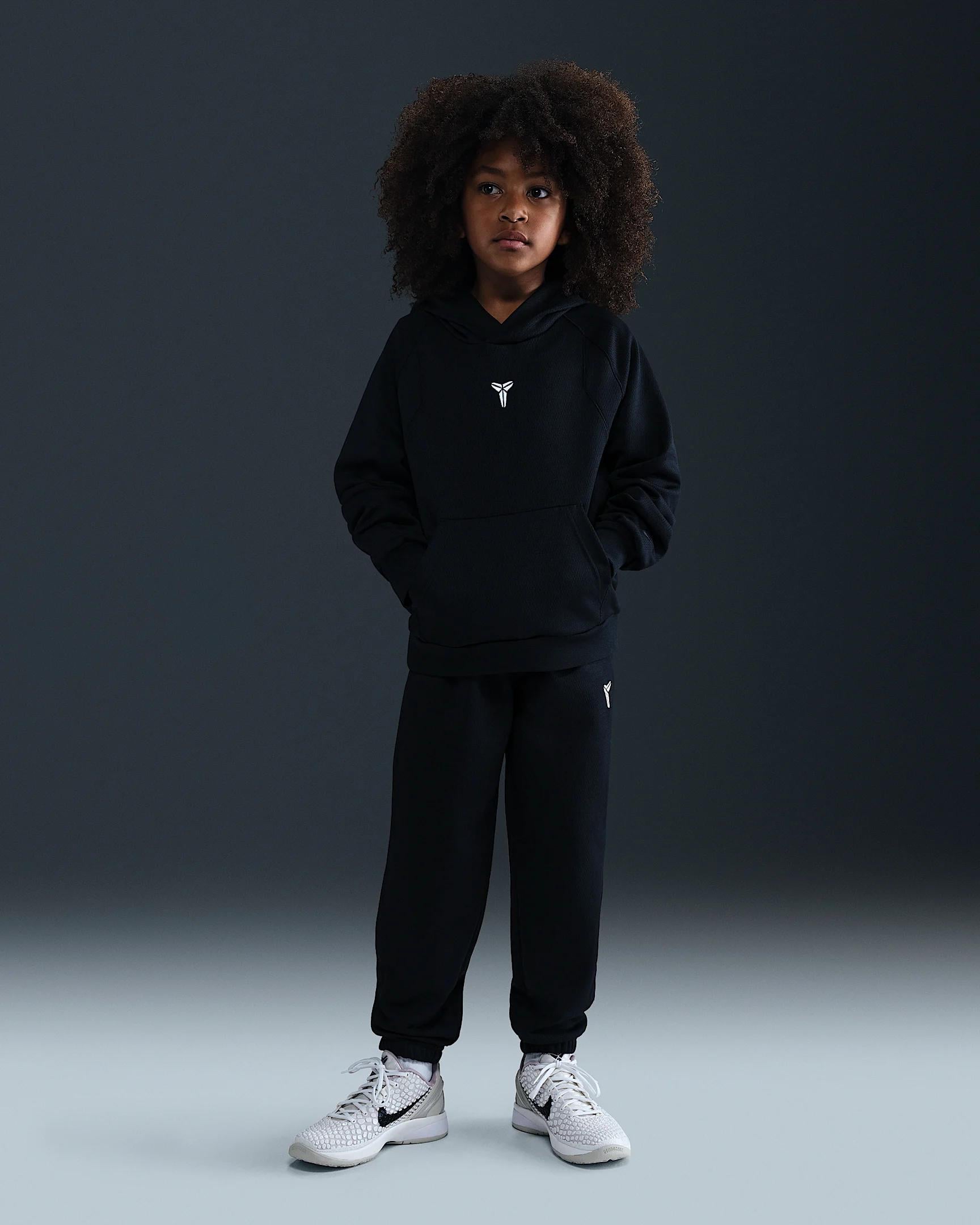 Nike Kobe Therma-FIT Çocuk Sweatshirt