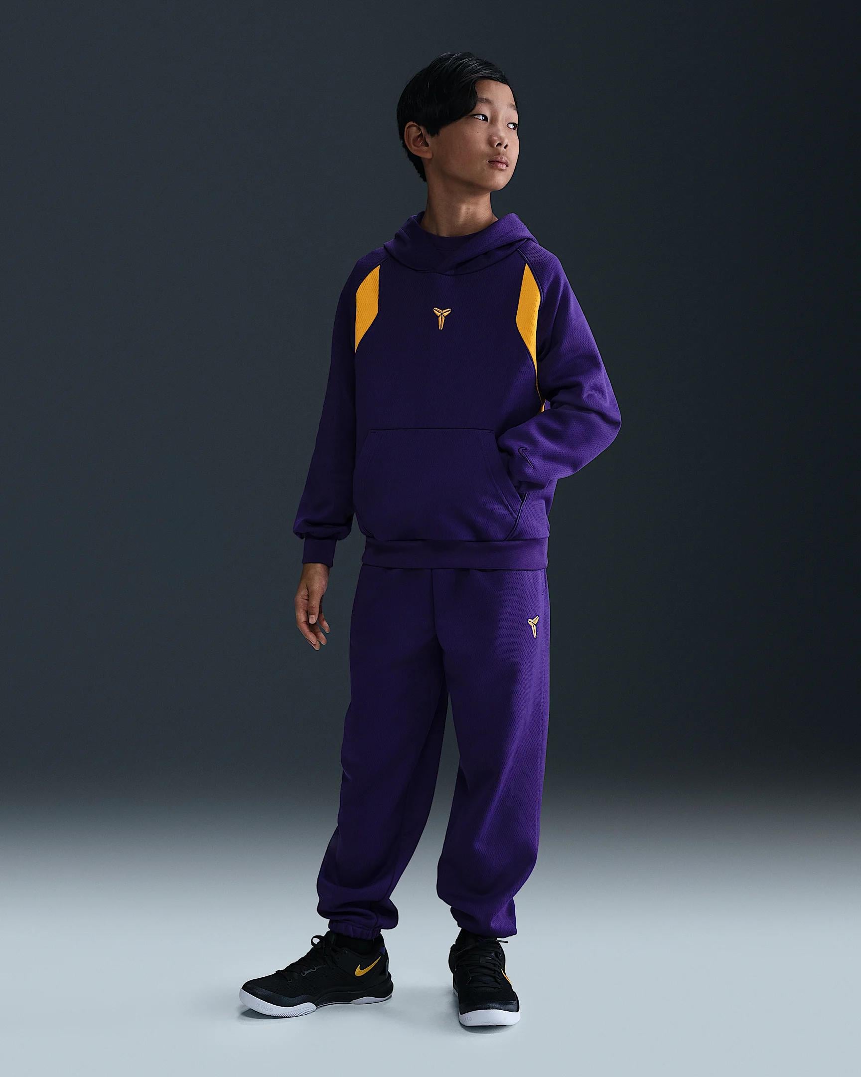 Nike Kobe Therma-FIT Çocuk Sweatshirt