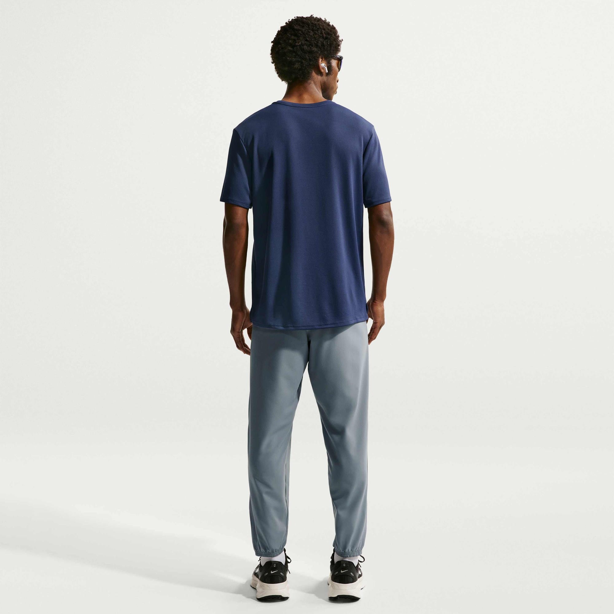 Nike Miler Dri-FIT Running Erkek Tişört