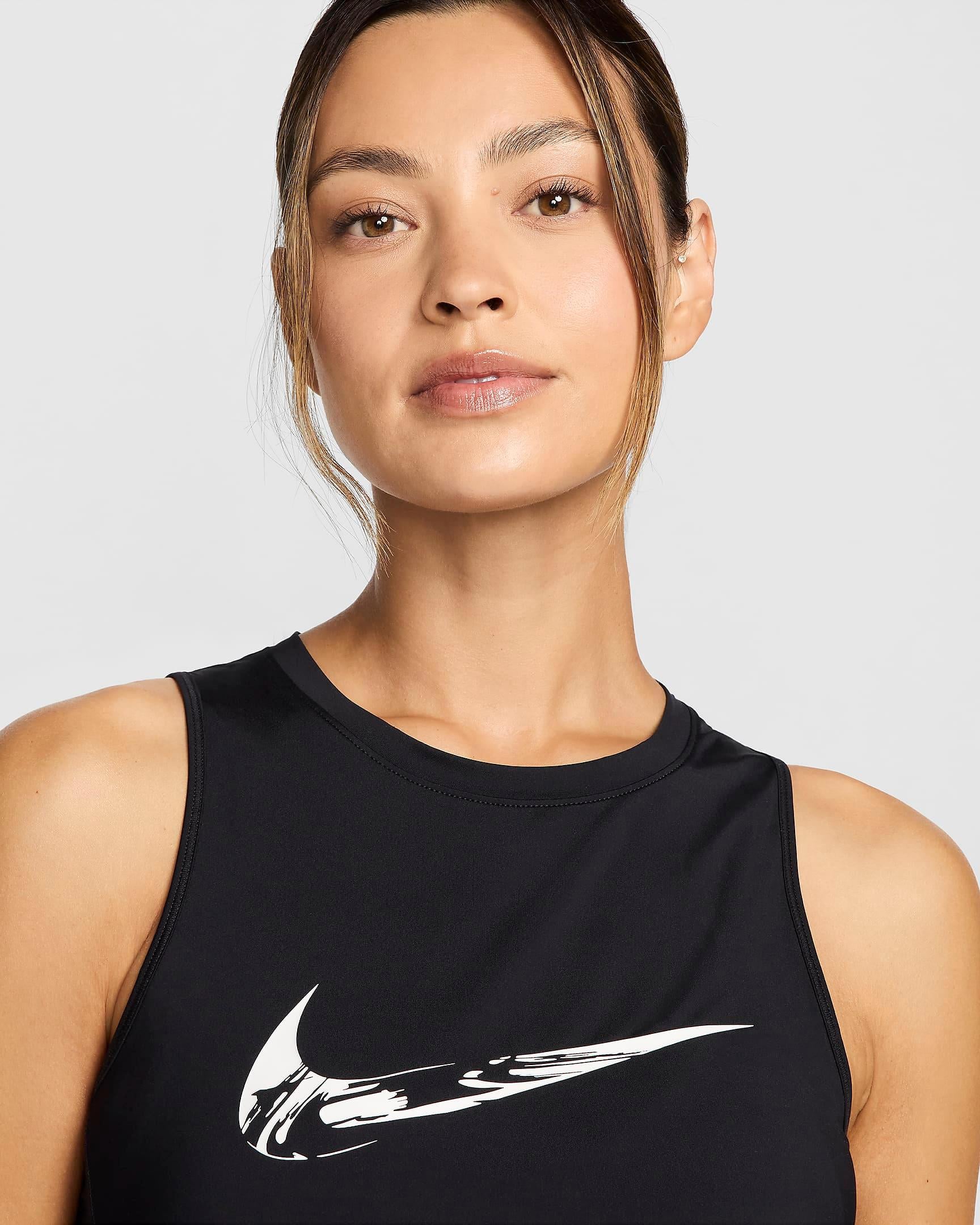 Nike One Dri-FIT Kadın Atlet