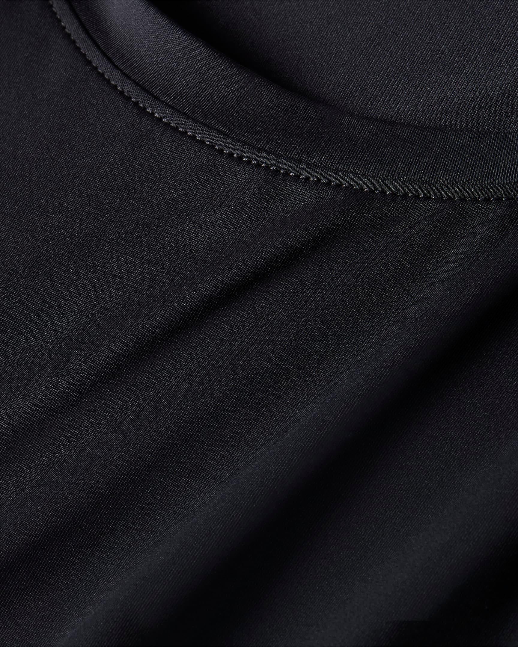 Nike One Dri-FIT Kadın Atlet