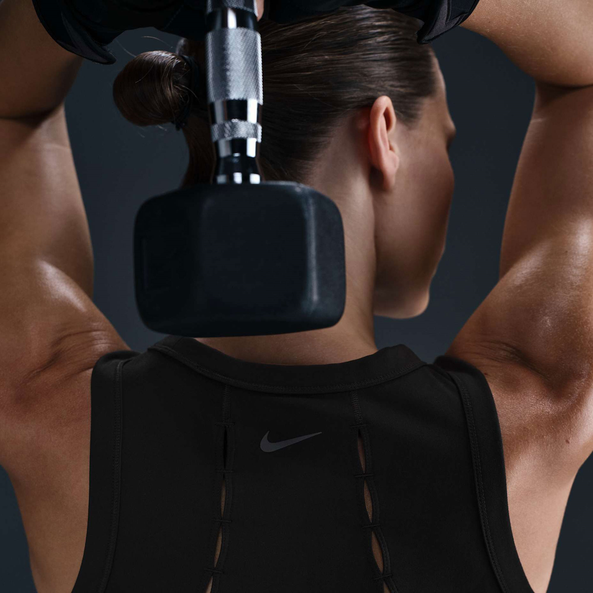 Nike One Fitted Dri-FIT Tank Capsule Kadın Atlet