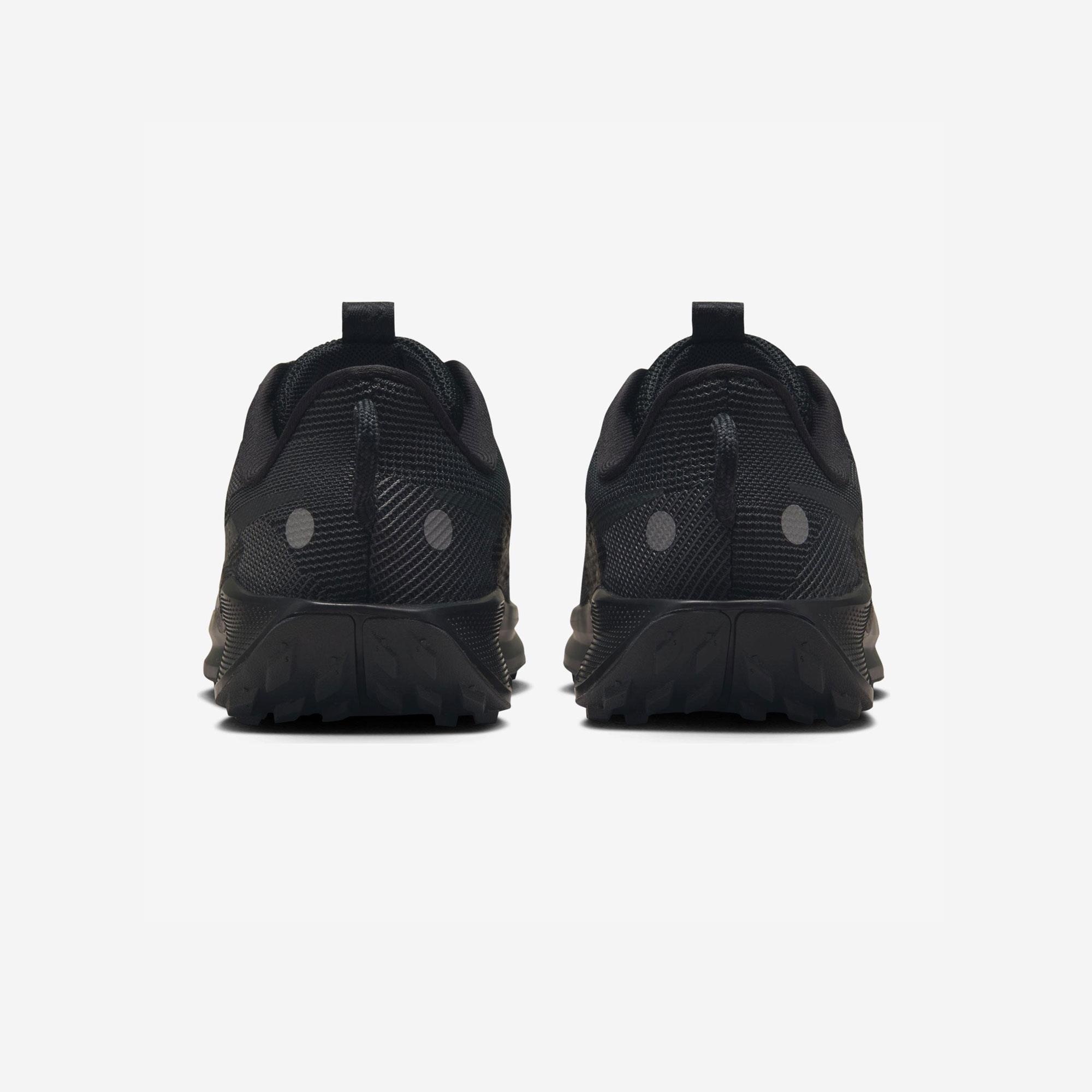 Nike Pegasus Trail 5 Koşu Ayakkabısı