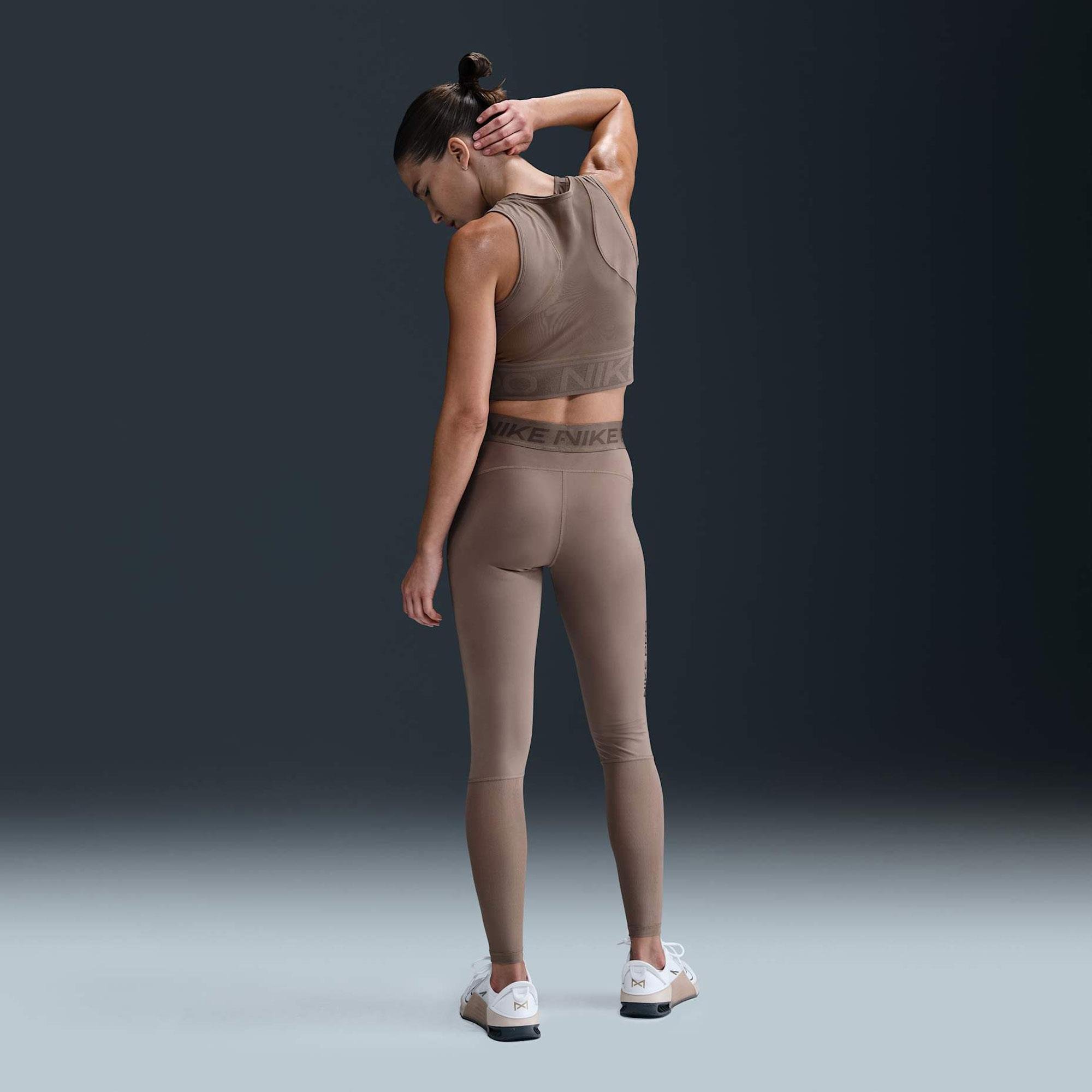 Nike Pro Dri-FIT MR Tight Kadın Tayt