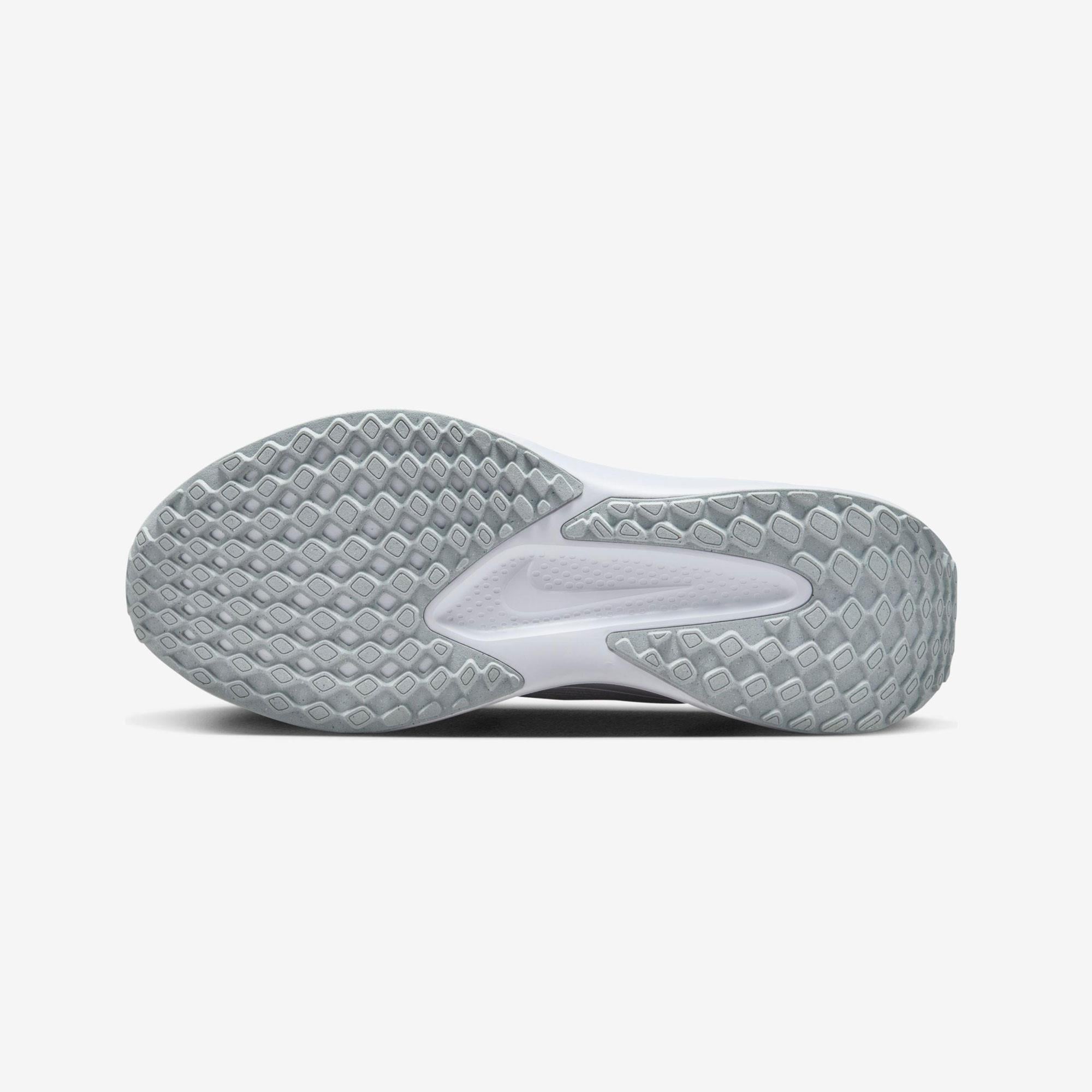Nike Quest 6 Erkek Koşu Ayakkabısı