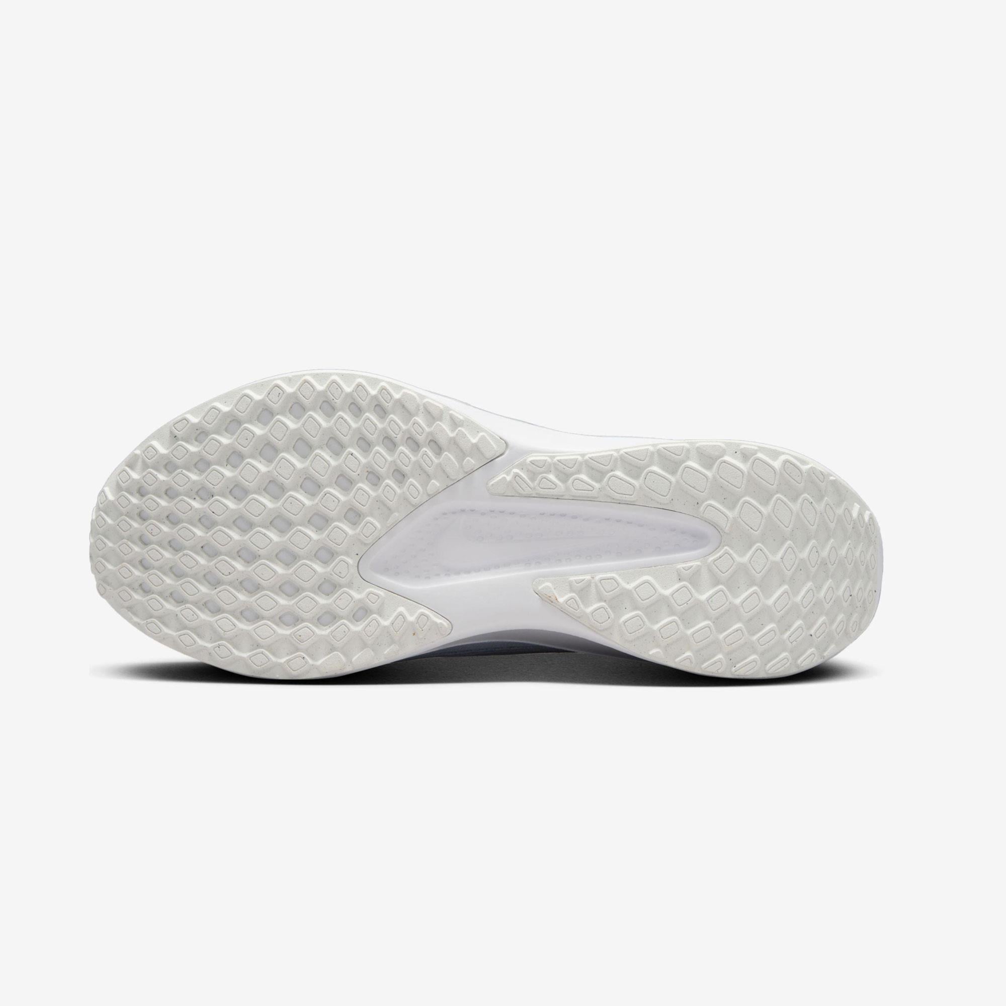 Nike Quest 6 Kadın Koşu Ayakkabısı