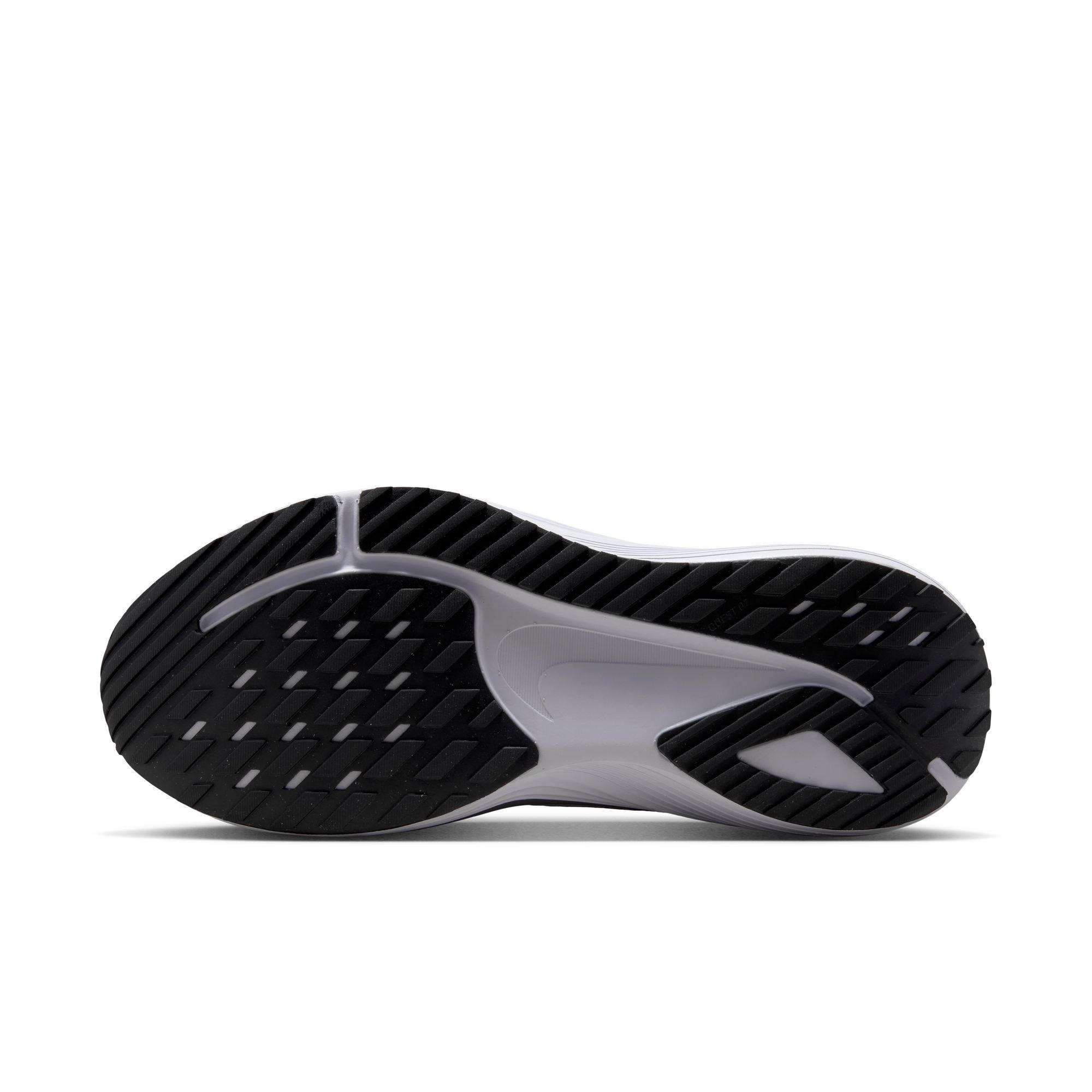 Nike Quest 7 Erkek Koşu Ayakkabısı