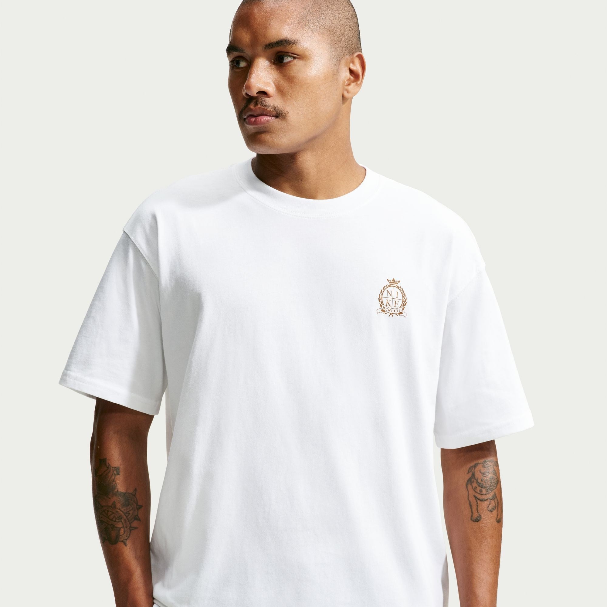 Nike Sportswear Erkek Tişört