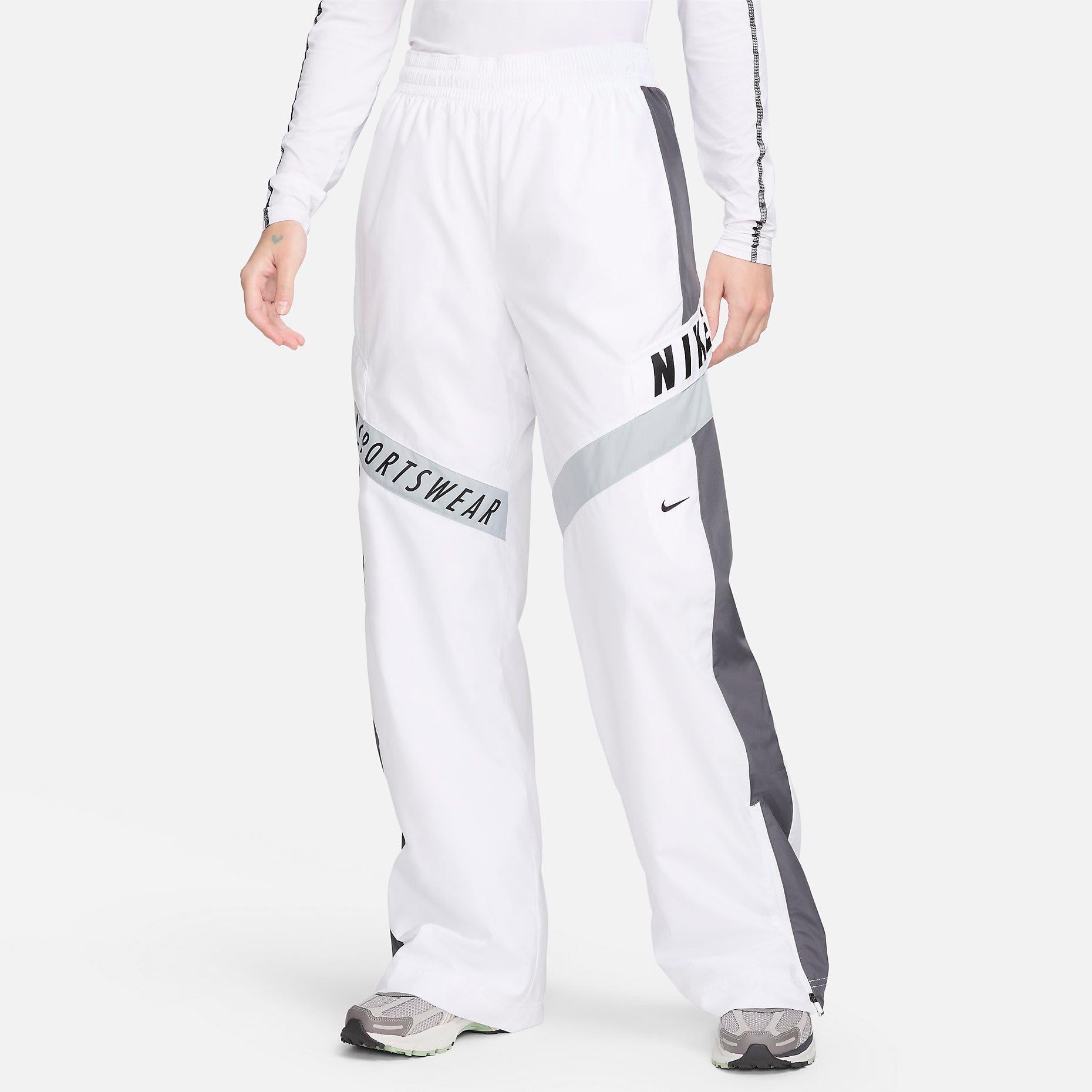 Nike Sportswear High Waisted Kadın Eşofman Altı