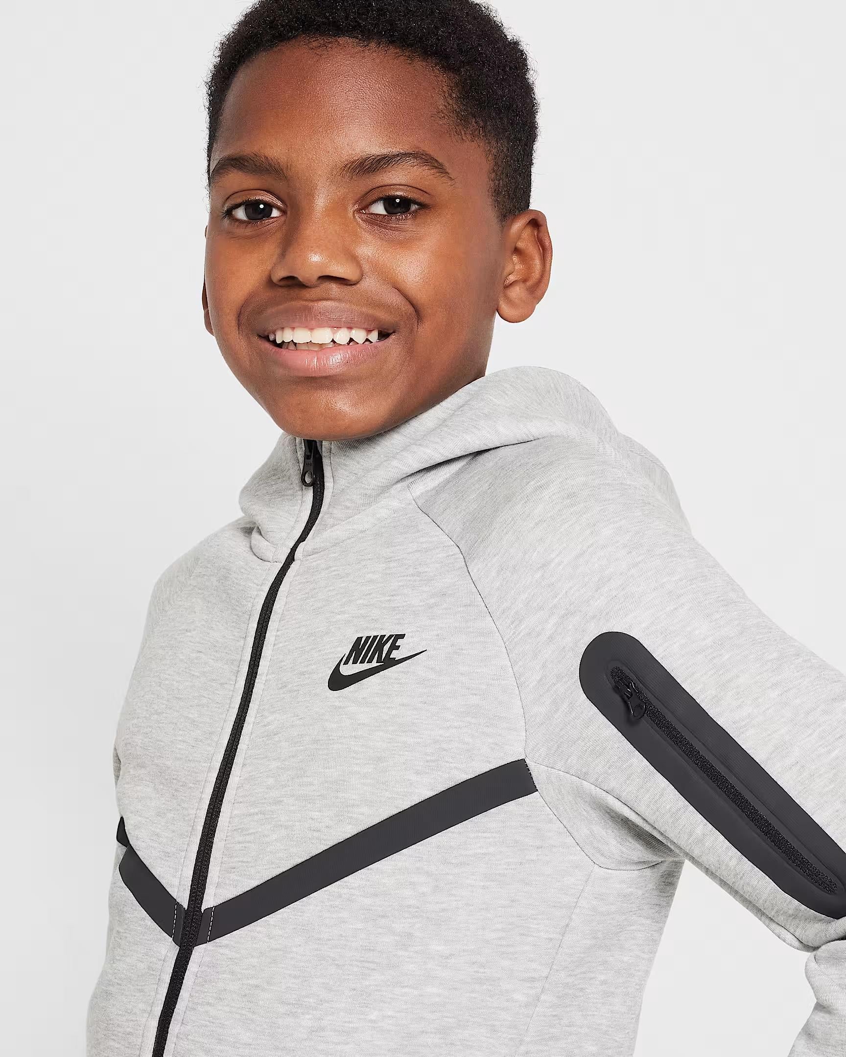 Nike Sportswear Tech Fleece Full-Zip Çocuk Sweatshirt