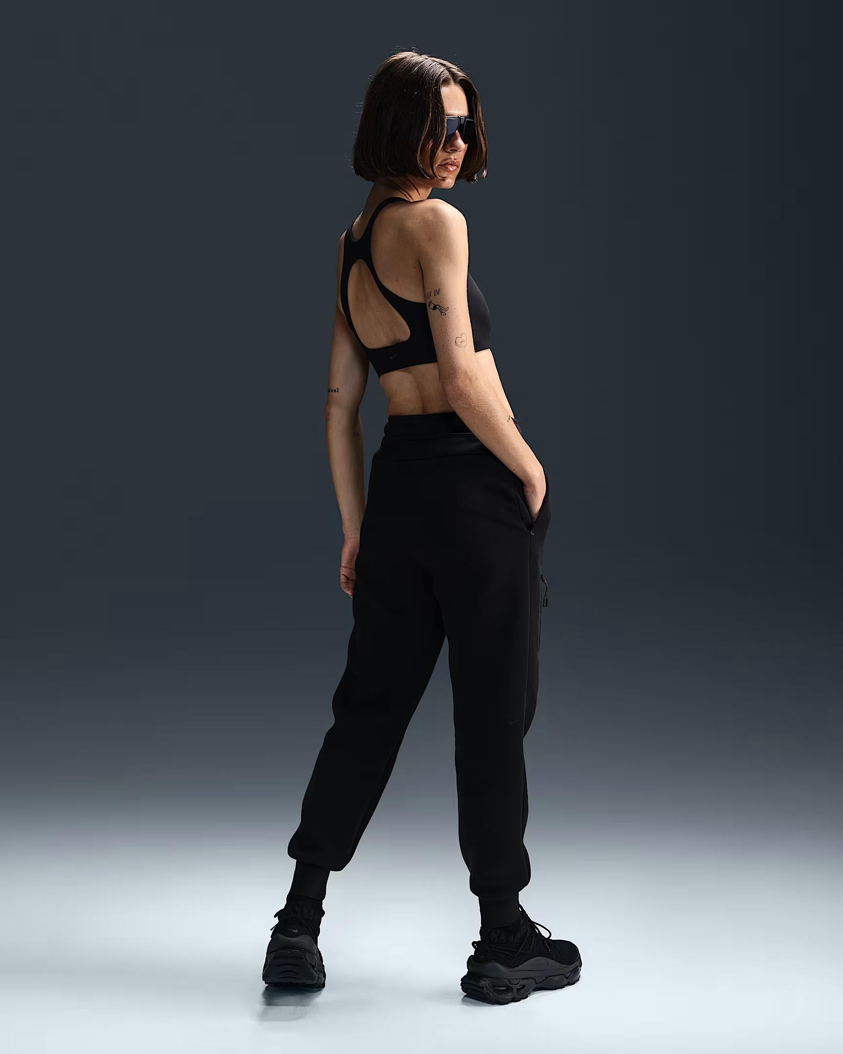 Nike Sportswear Tech Fleece Kadın Eşofman Altı
