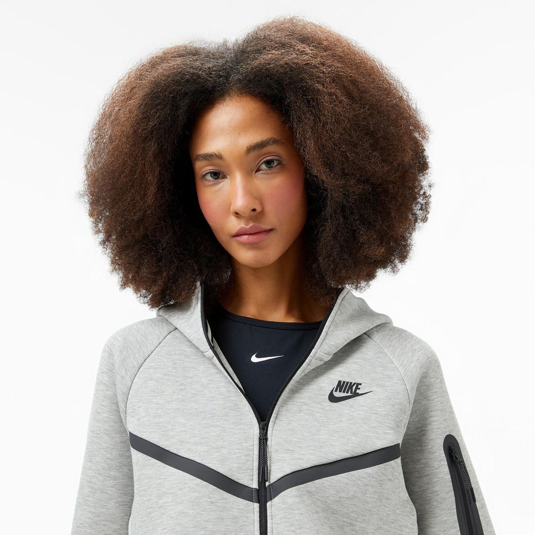 Nike Sportswear Tech Fleece Windrunner Kadın Sweatshirt