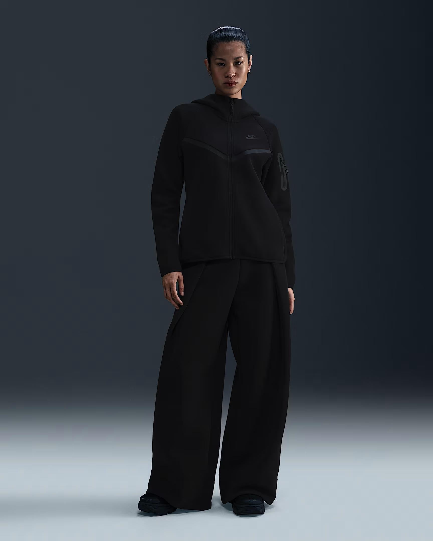 Nike Sportswear Tech Fleece Windrunner Kadın Sweatshirt