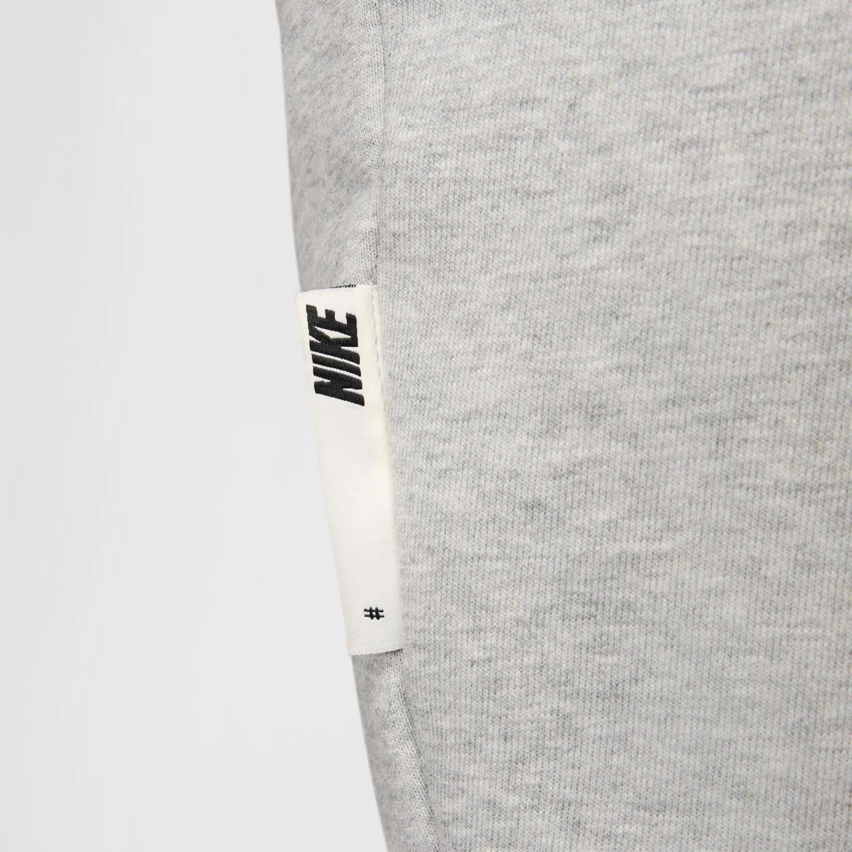 Nike Standard Issue Dri-FIT Erkek Eşofman Altı