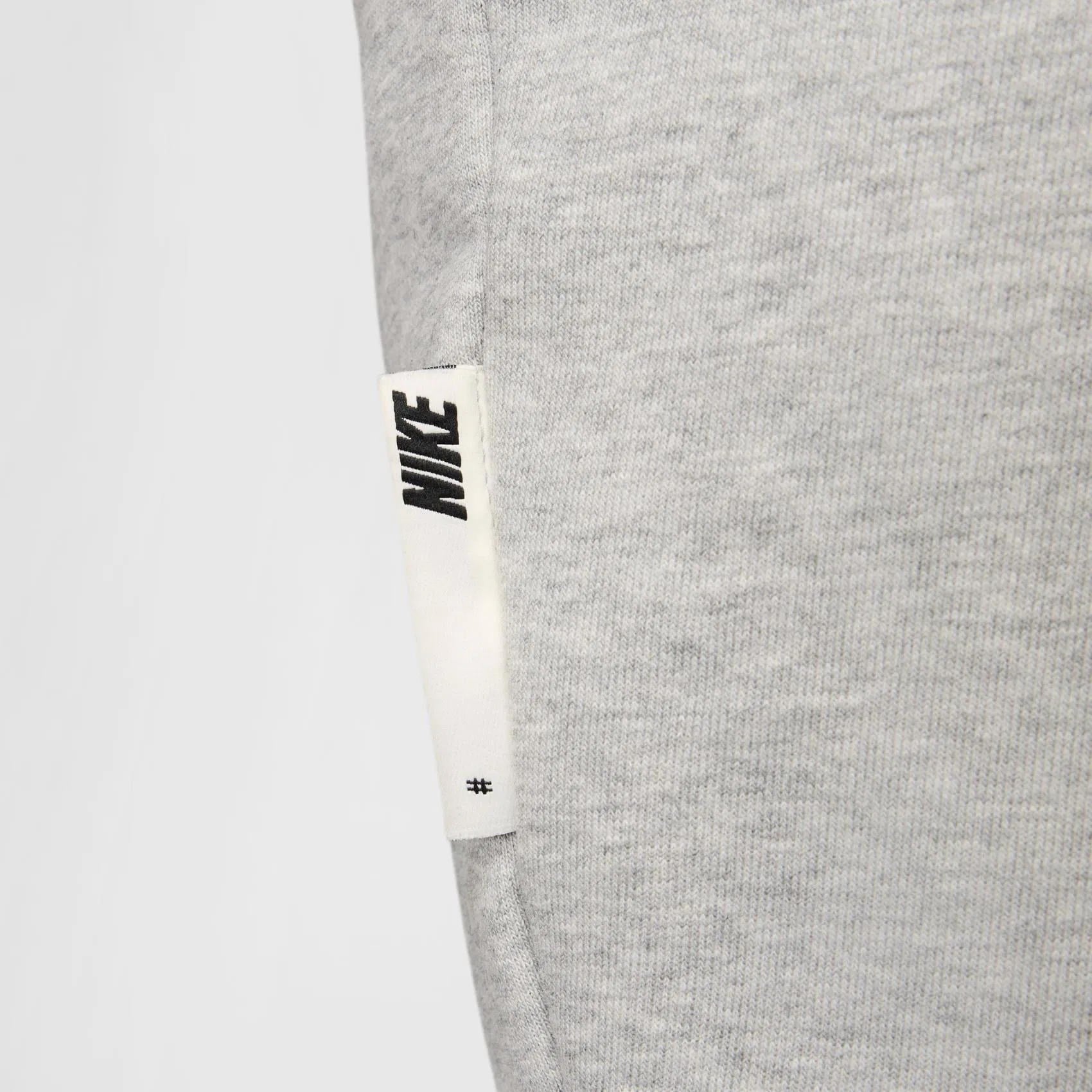 Nike Standard Issue Dri-FIT Erkek Eşofman Altı