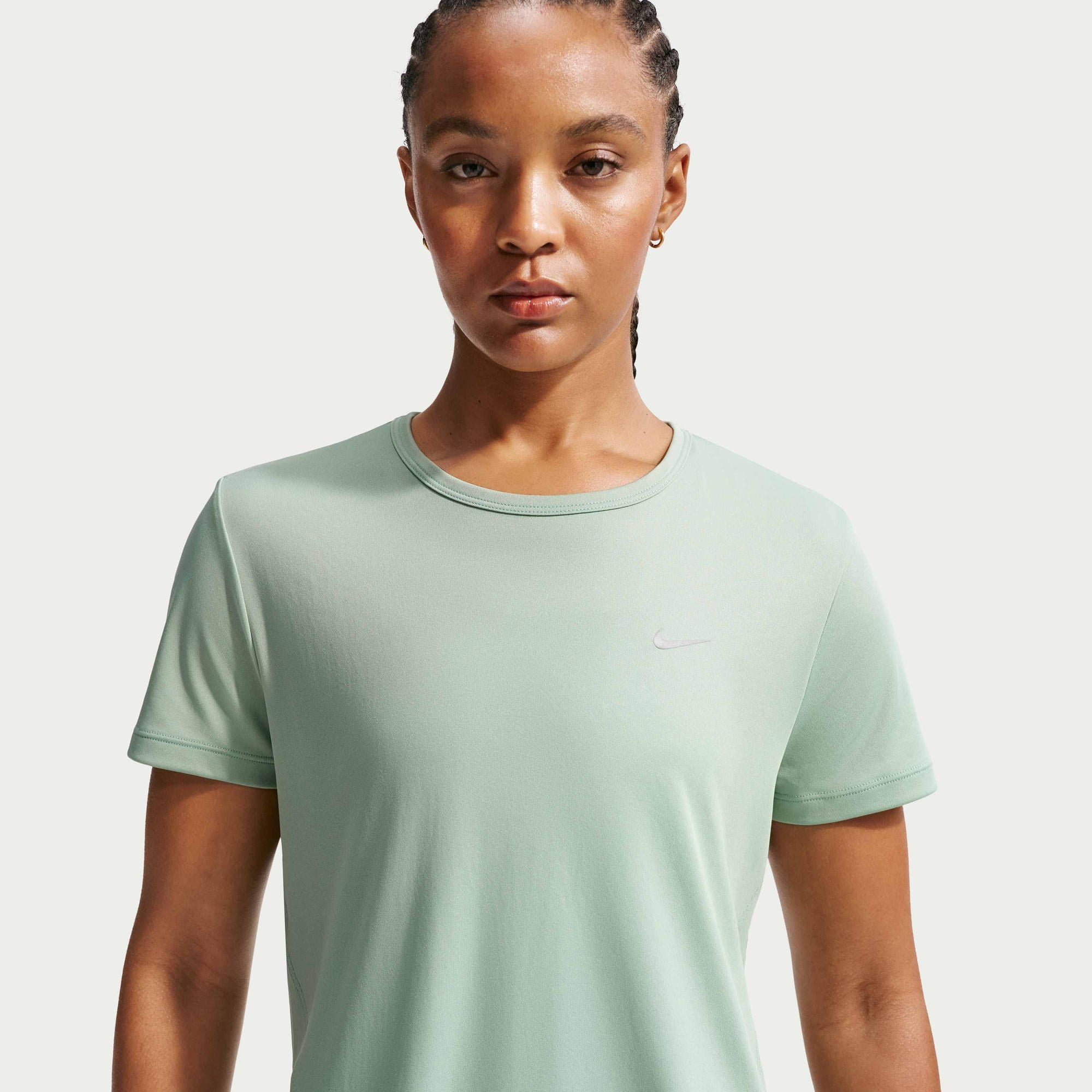 Nike Tempo Dri-FIT Kadın Tişört