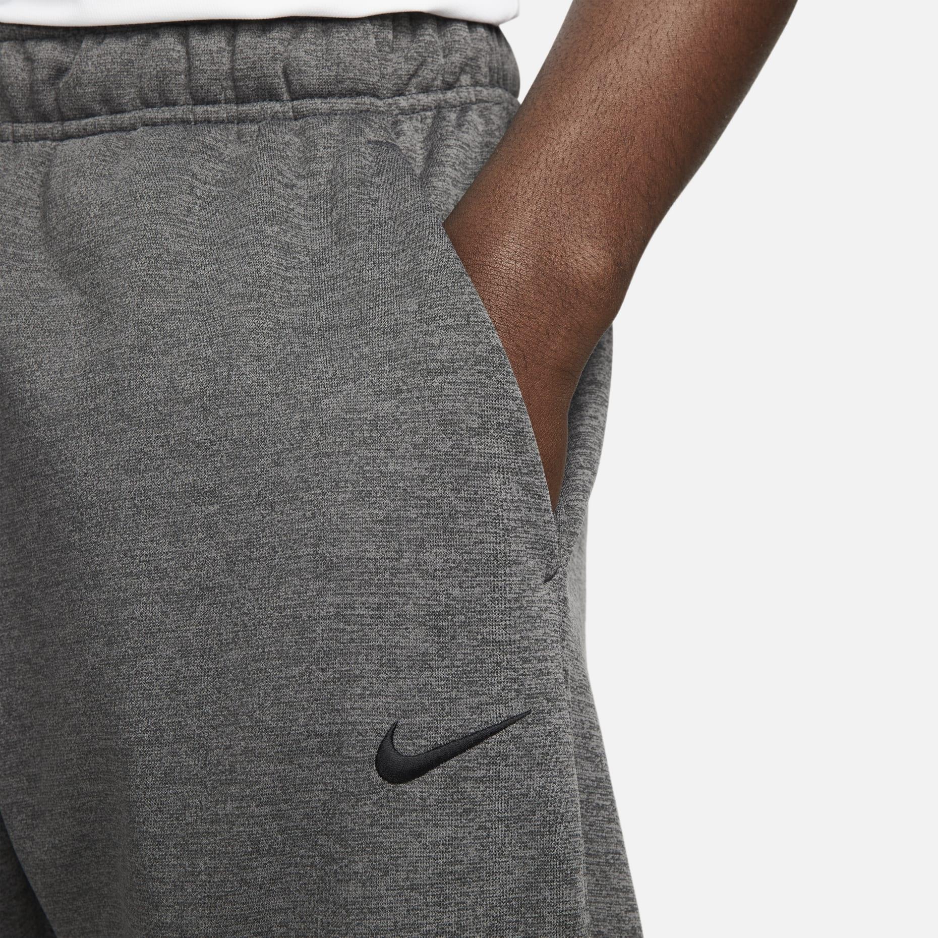Nike Therma-FIT Erkek Eşofman Altı