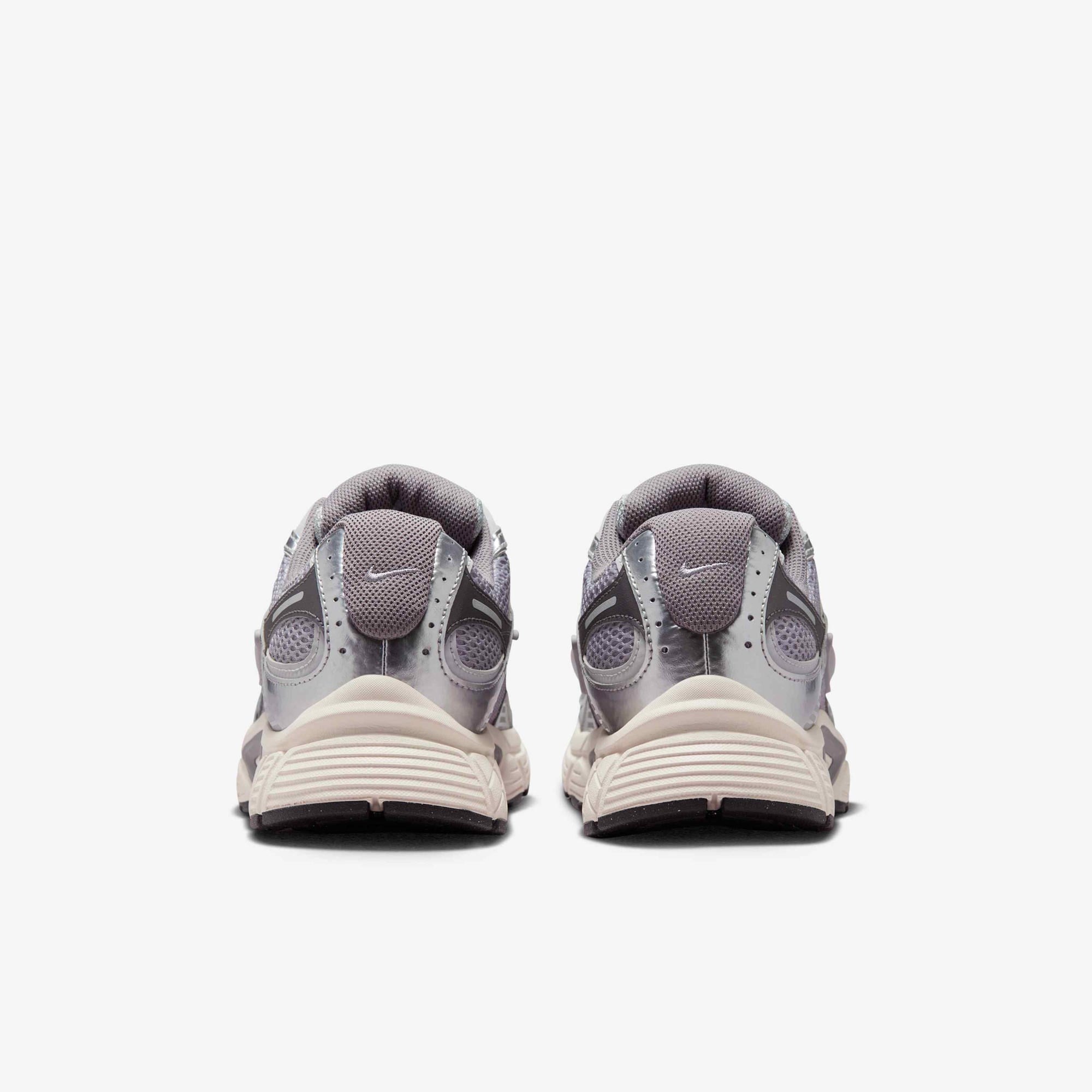 Nike V5 RNR Erkek Günlük Spor Ayakkabı