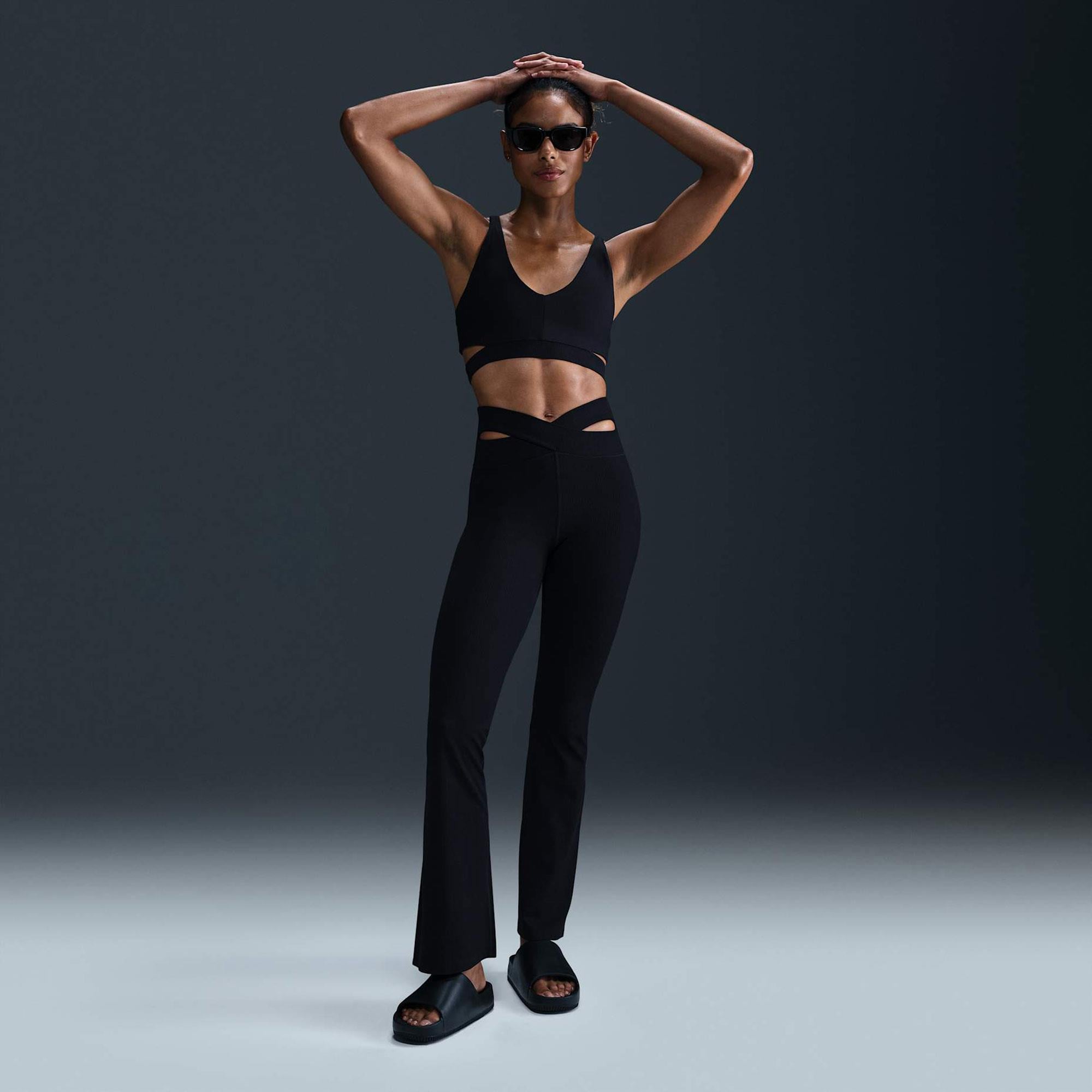 Nike Zenvy Dri-FIT High Rise Rib Flare Kadın Eşofman Altı