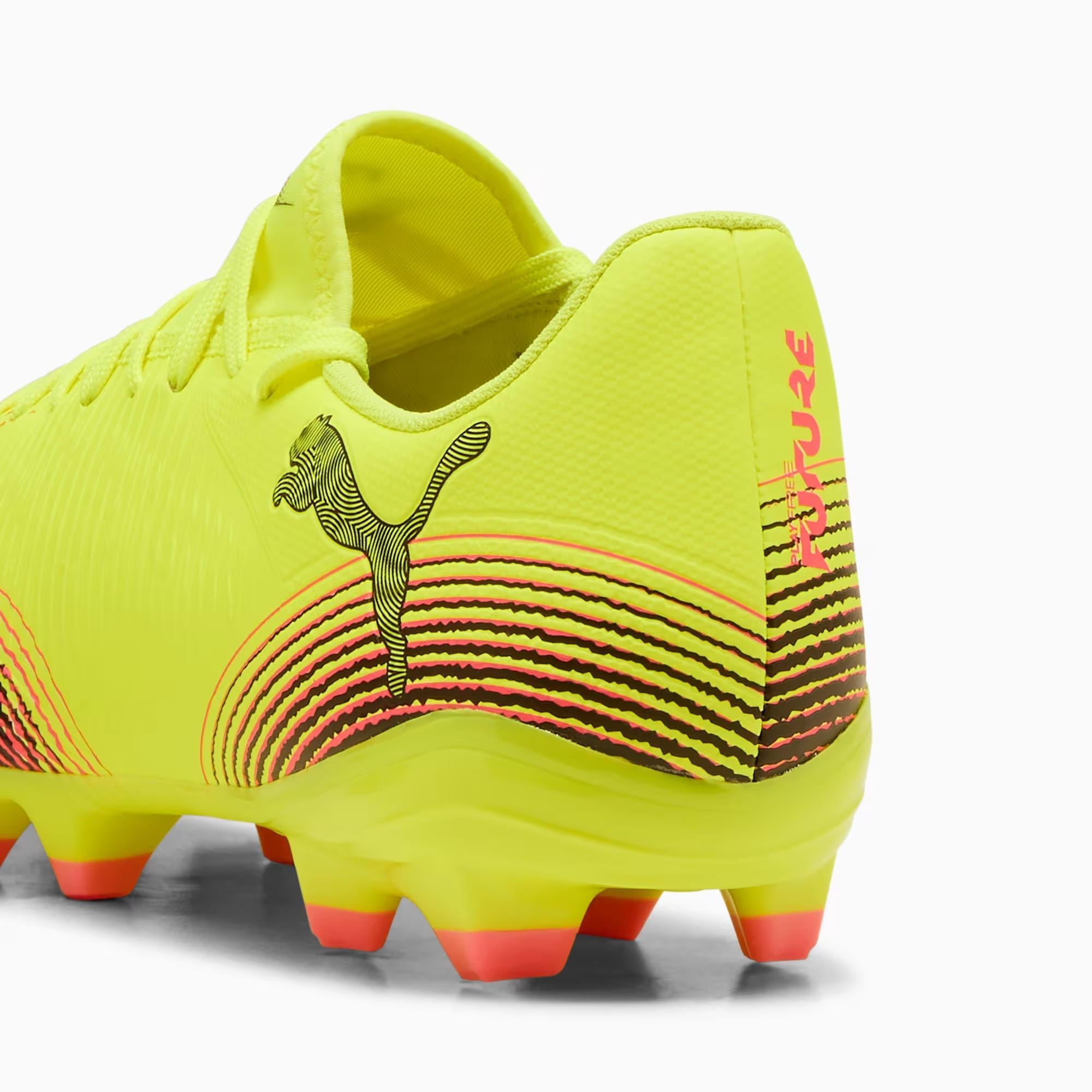 Puma Future 8 Play FG Erkek Krampon