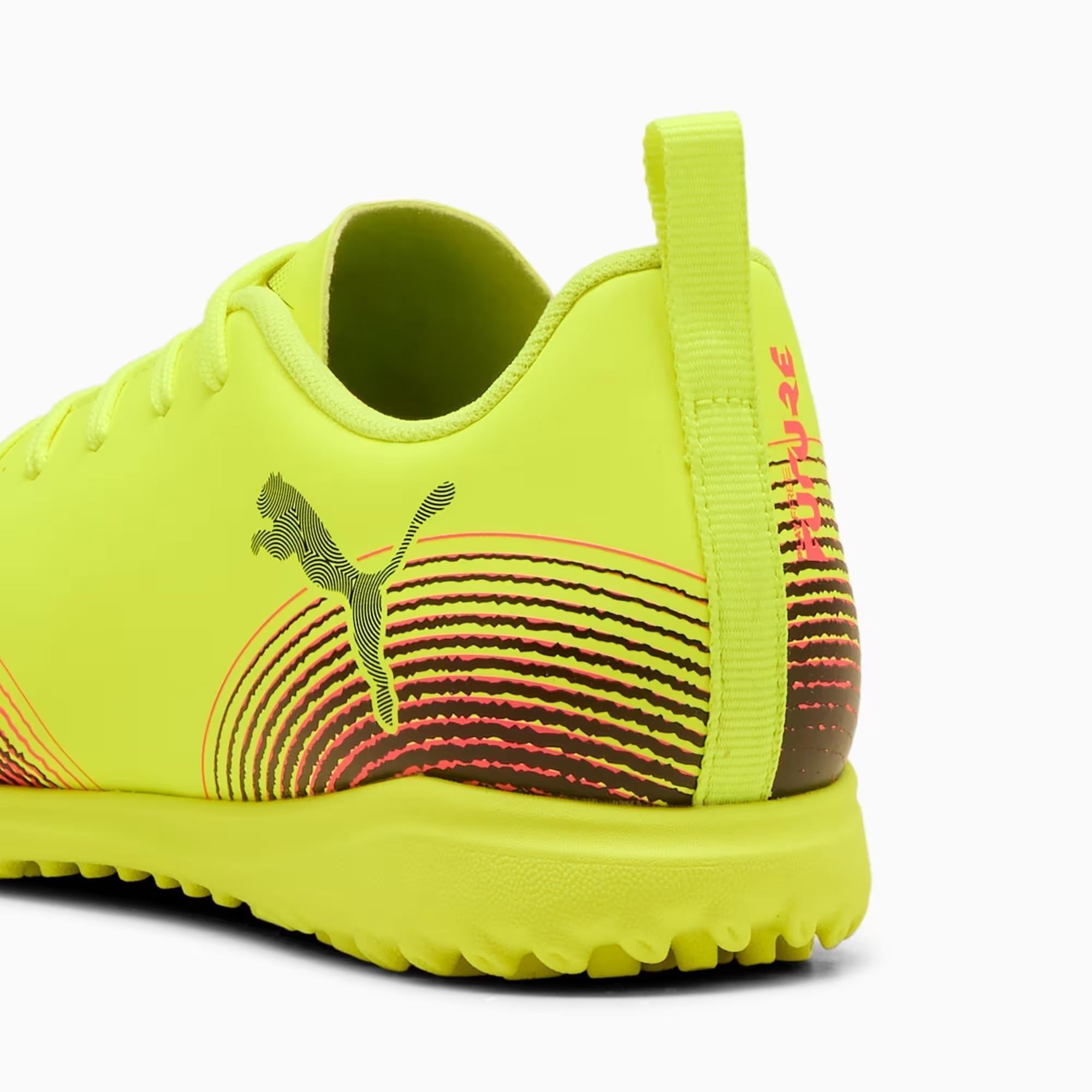 Puma Future 8 Play TT Jr Çocuk Halı Saha Ayakkabısı