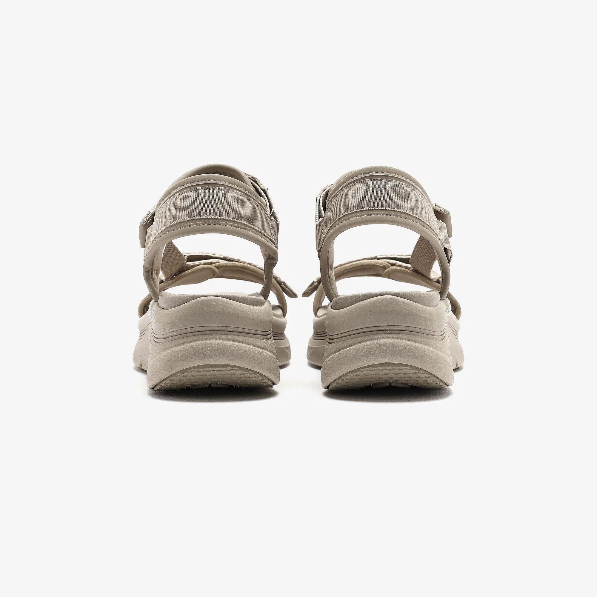 Skechers Dlux Walker Pretty Field Kadın Sandalet