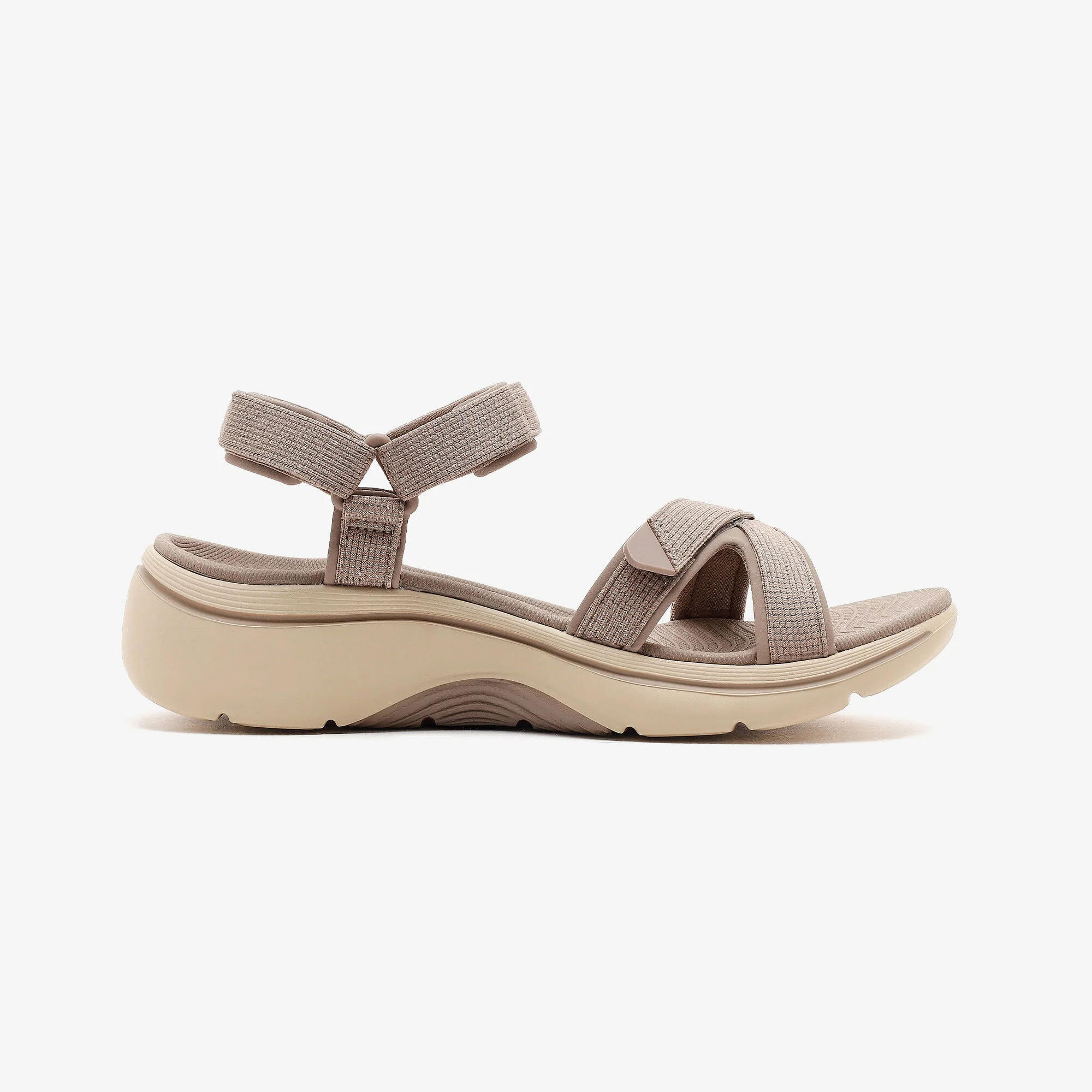 Skechers Go Walk Arch Fit 2.0 Kadın Sandalet