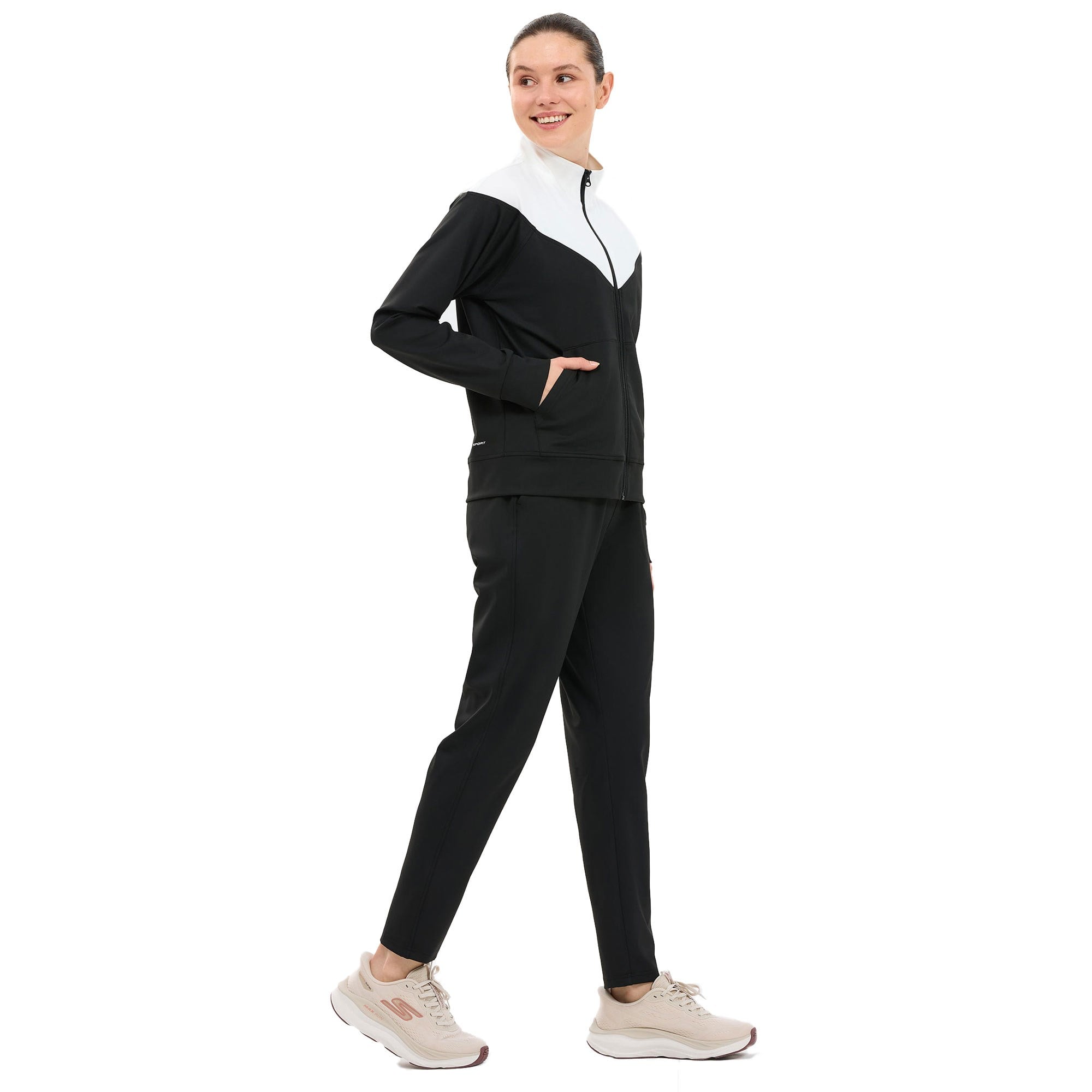 Skechers Performance Coll Kadın Eşofman Takımı