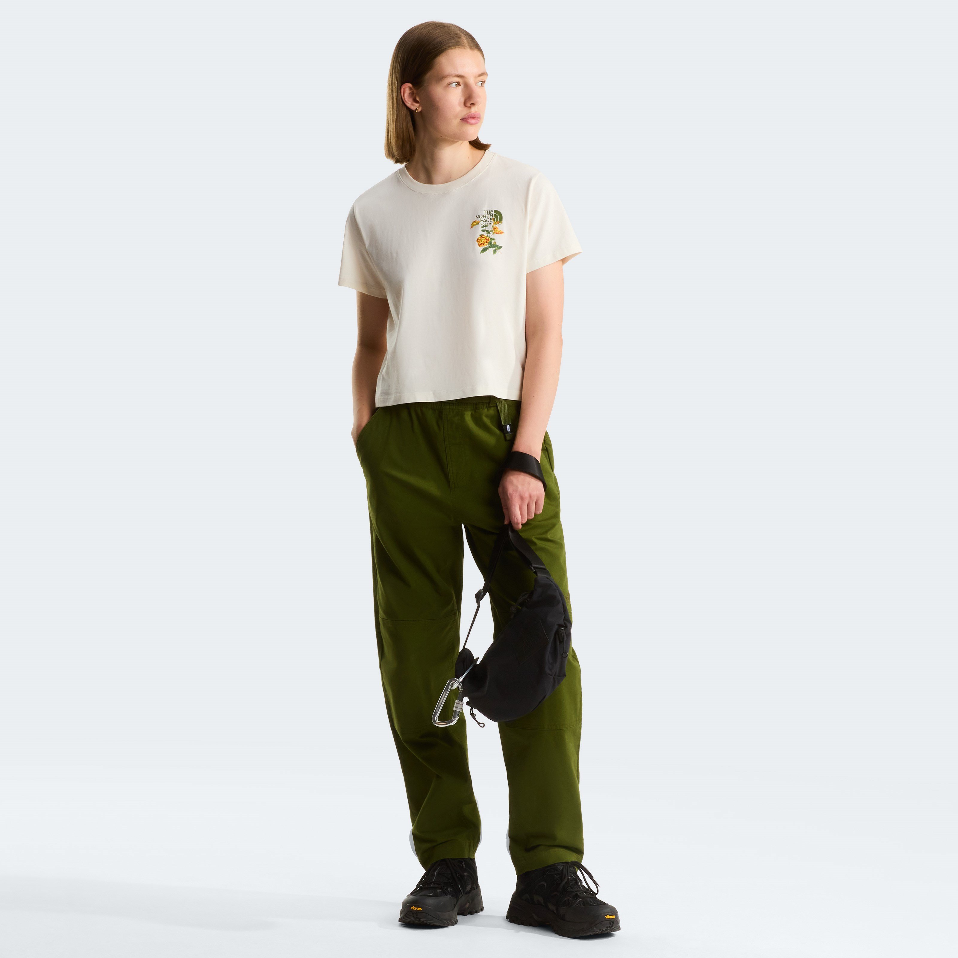 The North Face Flora Embroidered Regular Graphic Kadın Tişört