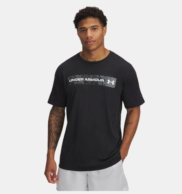 Under Armour Camo Chest Stripe Erkek Tişört