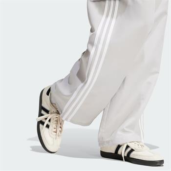 adidas 3 Stripes Cargo Kadın Eşofman Altı