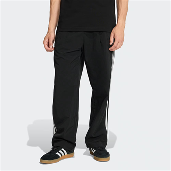adidas 3 Stripes Loose Tailored Erkek Eşofman Altı