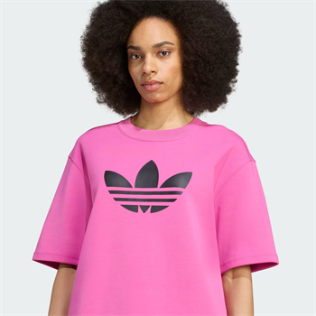 adidas Adicolor Spacer Oversized Trefoil Kadın Tişört