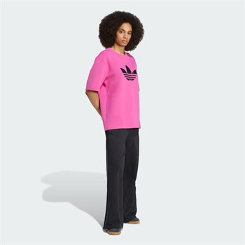 adidas Adicolor Spacer Oversized Trefoil Kadın Tişört