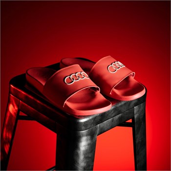 adidas Adilette Comfort Audi Revolut F1 Team Erkek Terlik