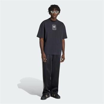 adidas Elevated GFX Erkek Tişört