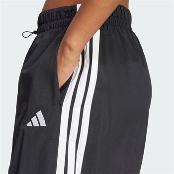 adidas Essentials 3-Stripes Lifestyle Woven Kadın Pantolon