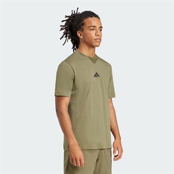 adidas Essentials Small Logo Erkek Tişört