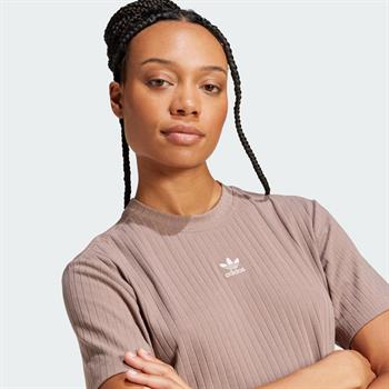 adidas Essentials Wind Rib Kadın Tişört
