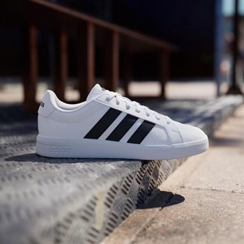 adidas Grand Court Base 3.0 Erkek Günlük Spor Ayakkabı