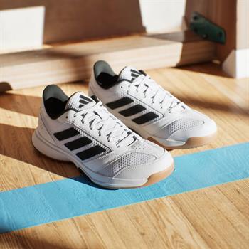 adidas Ligra 8 Indoor Kadın Antrenman Ayakkabısı