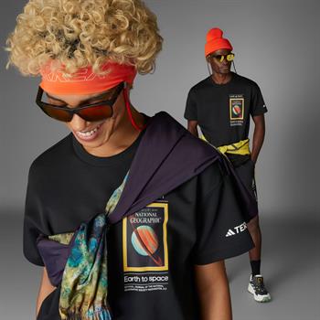 adidas Nat Geo Aeroready Graphic Erkek Tişört