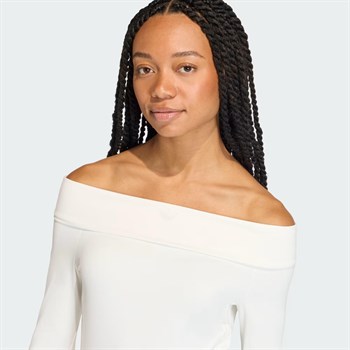 adidas Off Shoulder Kadın Tişört