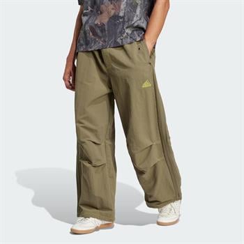 adidas Parachute Erkek Pantolon