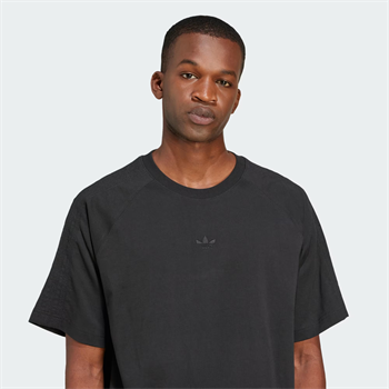 adidas Premium Essentials Erkek Tişört