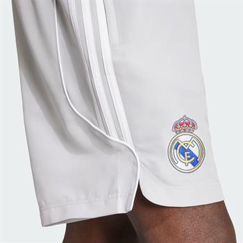 adidas Real Madrid UBP Erkek Şort