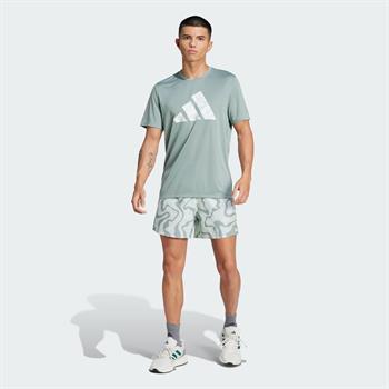 adidas Run It Brand Love Erkek Tişört