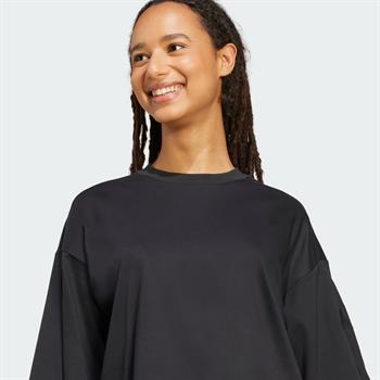 adidas Soft Lux Loose Kadın Tişört